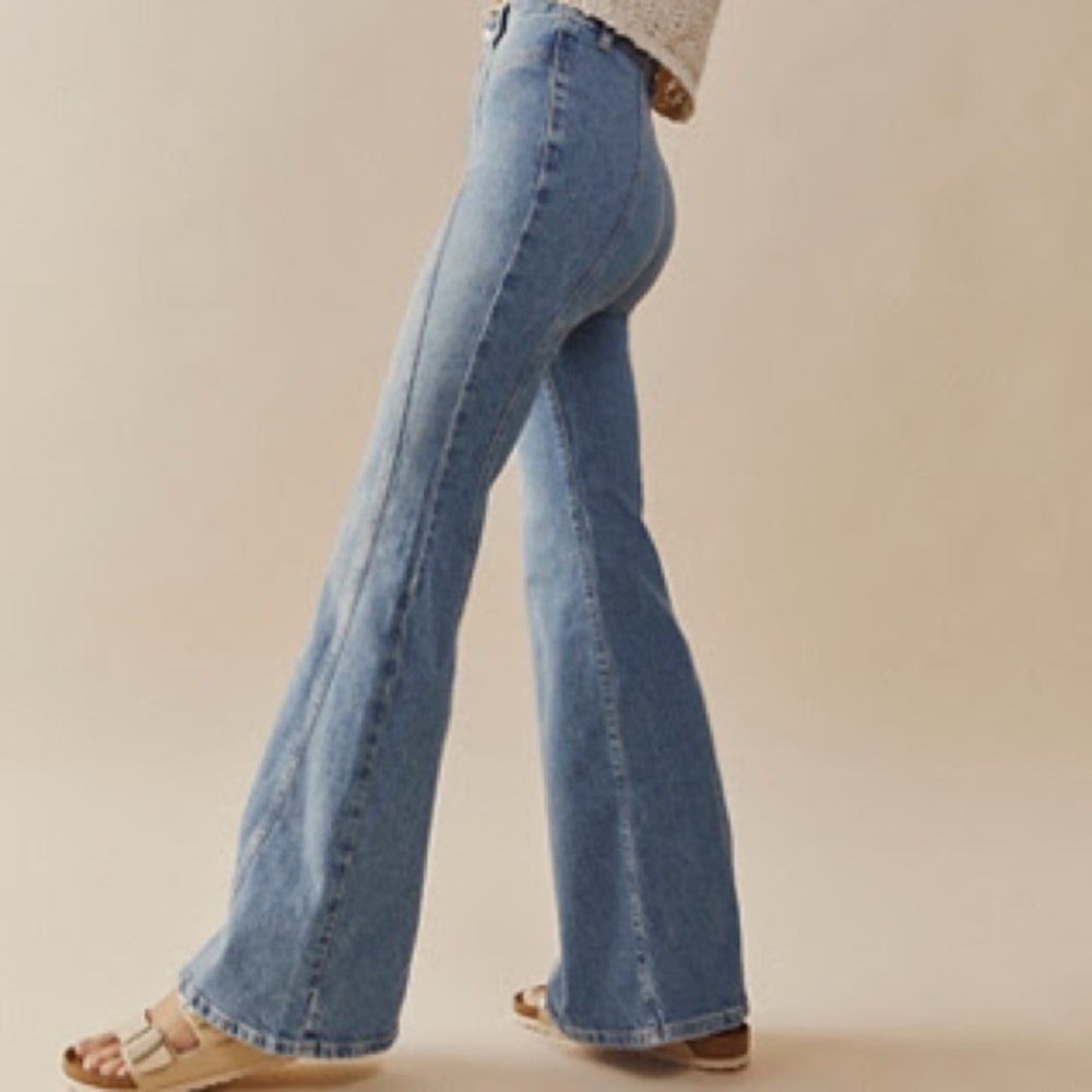 FREE PEOPLE Florence Flare Jeans size 24S